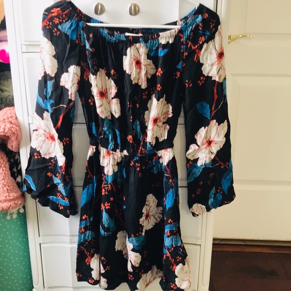 Billabong Dresses & Skirts - 🌸BILLABONG DRESS🌸
